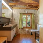 Gemuetliche In 300-jaehrigem Appartement