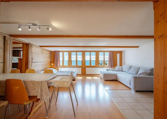 Gemuetliche In 300-jaehrigem Appartement