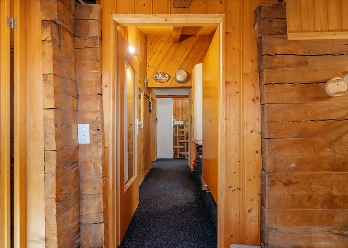 Gemuetliche In 300-jaehrigem Apartmán Hasliberg